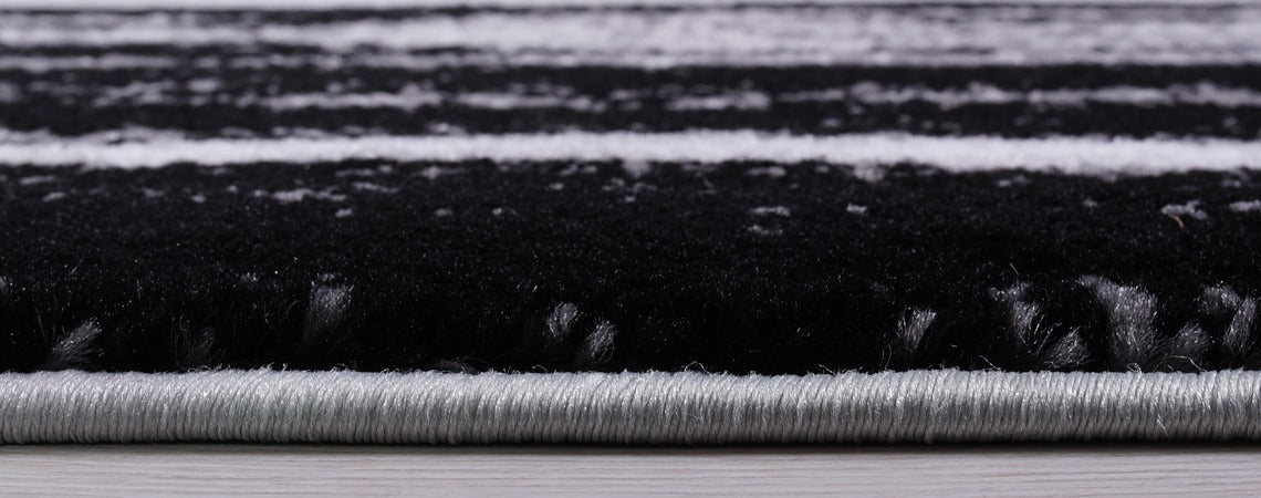 Grey/White Home Collection Rug